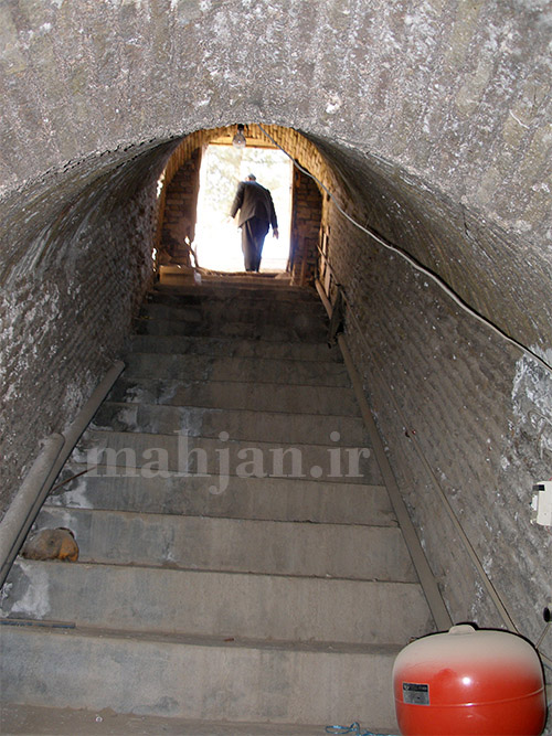 پاشیر آب انبار حاجی قربان پاشیر آب انبار حاجی قربان