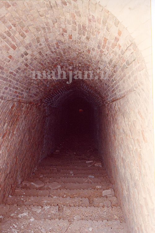 ورودی به پاشیر، عکس از حمیدرضا خزاعی ورودی به پاشیر، عکس از حمیدرضا خزاعی