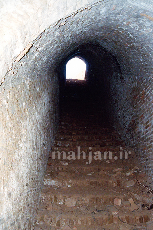 ورودی به پاشیر، عکس از حمیدرضا خزاعی ورودی به پاشیر، عکس از حمیدرضا خزاعی