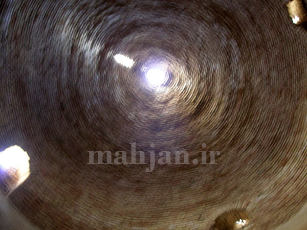 نمایی از درون گنبد آب انبار استا عبدالله، عکس از: حمیدرضا خزاعی