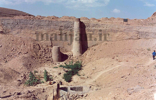 بند آبی باراز، عکس از حمیدرضا خزاعی بند آبی باراز، عکس از حمیدرضا خزاعی