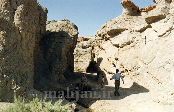 ورودی دره ی سک سکی، عکس از حمیدرضا خزاعی