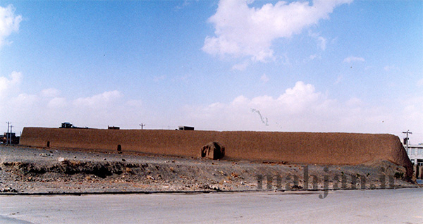 یخدان رحیم آباد، عکس از حمیدرضا خزاعی، سال 1381
