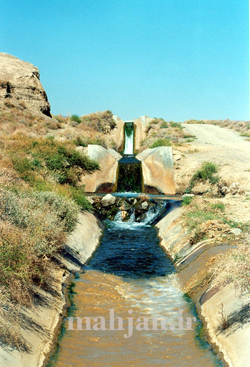 نمایی دیگر از محل پیوستن آب تیره شده به جریان اصلی بلده، عکس از: حمیدرضا خزاعی